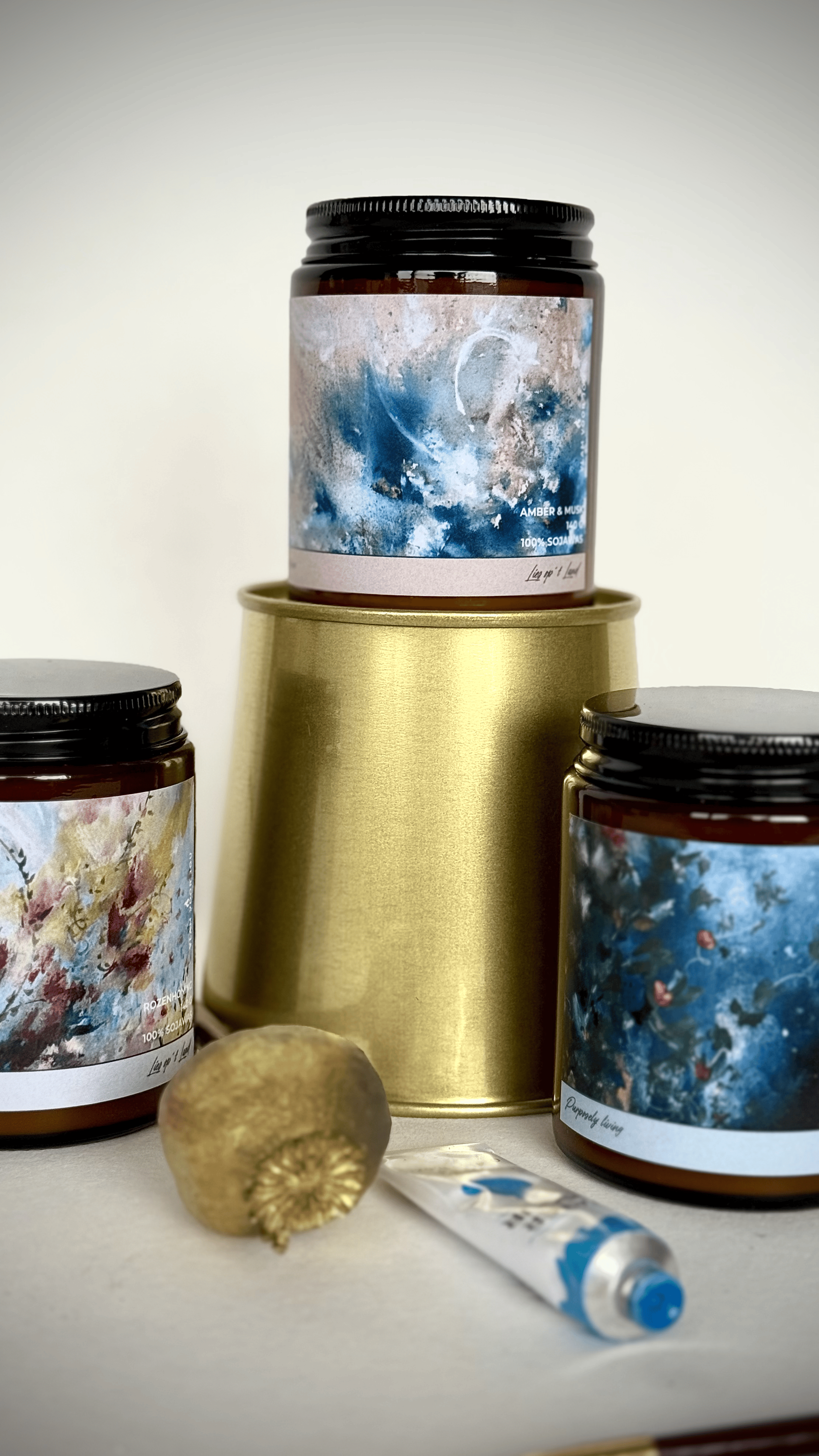 ¨VIBRANT EXISTENCE¨ AMBER & MUSK GEURKAARS